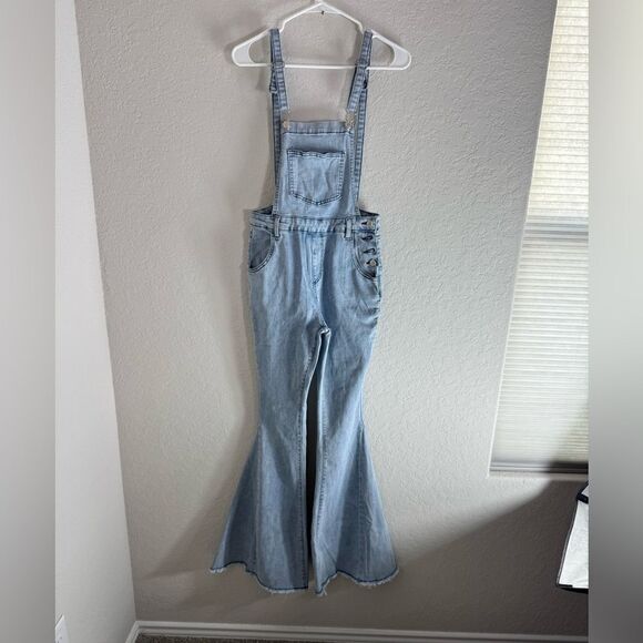 Wisteria Lane Bell Bottom Denim Overalls Size S - Picture 2 of 11